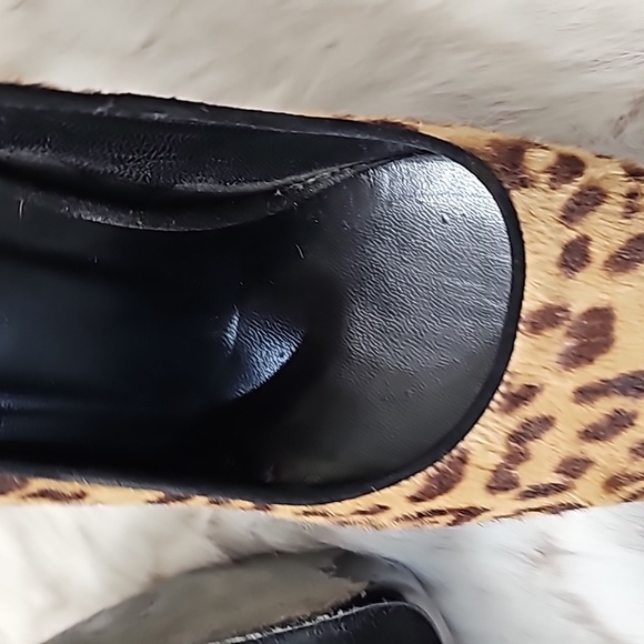YVES Saint Laurant Leopard Tribute Two Pony High Heel Pumps Sz 38.5 - Picture 11 of 16